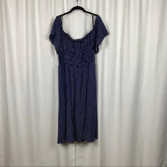 City Chic Blue&White Stripe Off The Shoulder Smocked Midi Dress Sz.L(20) - Picture 3 of 13